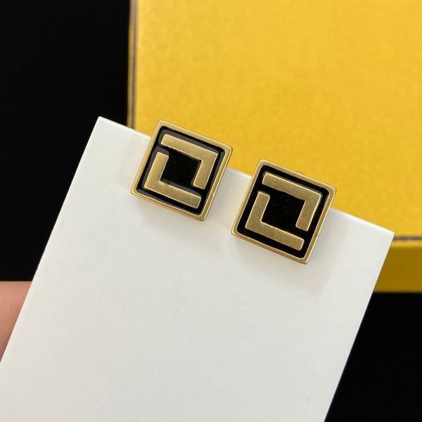 fashion studs have stamps designer earrings for lady women party wedding lovers gift men engagement gifts, Golden;silver
fashion studs have stamps designer earrings for lady women party wedding lovers gift men engagement gifts, Golden;silver