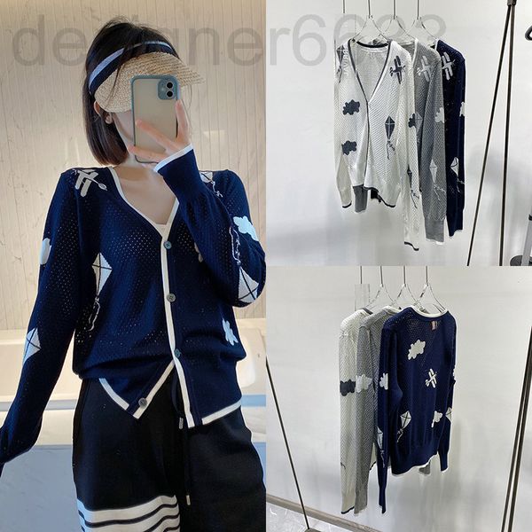 women's knits & tees designer early spring full piece hollowed out pattern + sky inlay temperament wool knitted v-neck cardigan kn7k, White
women's knits & tees designer early spring full piece hollowed out pattern + sky inlay temperament wool knitted v-neck cardigan kn7k, White