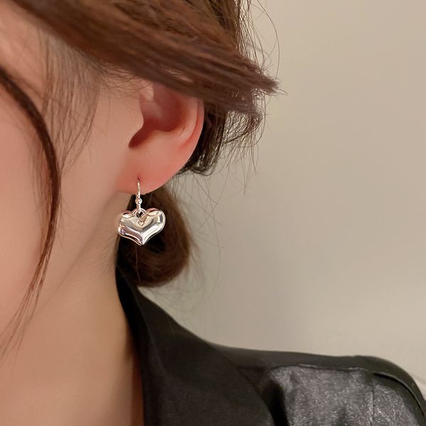 real gold plating silver stud rhinestone-encrusted love lava water drop earrings korean design sense niche earrings graceful eardrop female, Golden
real gold plating silver stud rhinestone-encrusted love lava water drop earrings korean design sense niche earrings graceful eardrop female, Golden