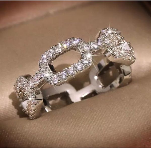 fashion brand designer rings for women shining crystal ring jewelry with cz diamond stone q06072, Silver
fashion brand designer rings for women shining crystal ring jewelry with cz diamond stone q06072, Silver