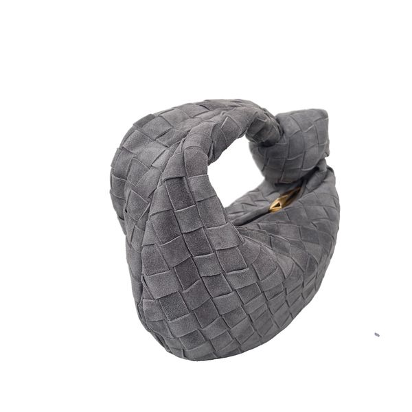 b2022v new evening bag catwalk leather woven bag shoulder shopping luxury bags
b2022v new evening bag catwalk leather woven bag shoulder shopping luxury bags