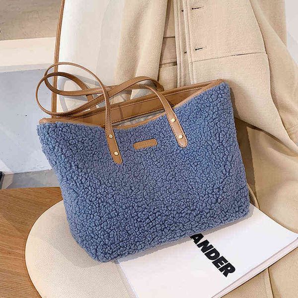 vintage brand design lambswool big totes shoulder bags women handbag purses 2021 new fashion winter large capacity bag with bear g220509
vintage brand design lambswool big totes shoulder bags women handbag purses 2021 new fashion winter large capacity bag with bear g220509
