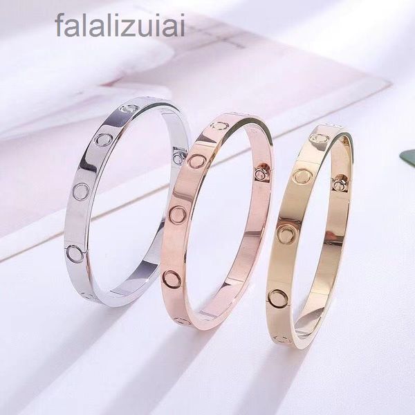 designer carti er love screw bangle designer bracelet luxury jewelry ladies bracelet classic 5.0 gold-plated silver rose gold never fade
designer carti er love screw bangle designer bracelet luxury jewelry ladies bracelet classic 5.0 gold-plated silver rose gold never fade