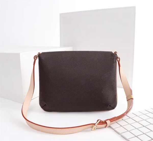 bags handbags bag woman's designer genuine leather luxury shoulder handbag letters ladies tote size:23x21x4cm
bags handbags bag woman's designer genuine leather luxury shoulder handbag letters ladies tote size:23x21x4cm