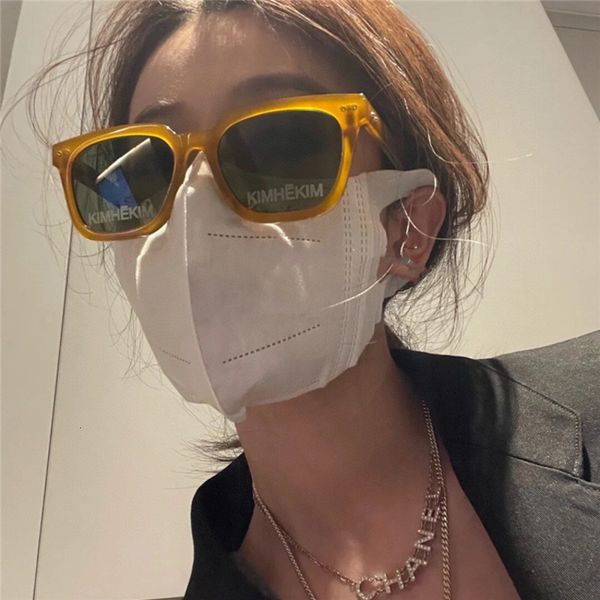 sunglasses net red same kimhekim glasses tan fashion rivet women's korean, White;black
sunglasses net red same kimhekim glasses tan fashion rivet women's korean, White;black