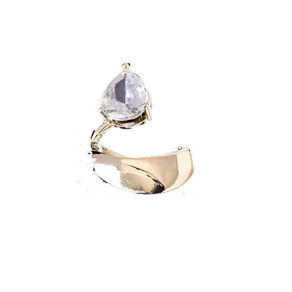 charm new arrival men alloy zircon water drops ear clip personality fashion irregular earring trendy cute stunning accessories 220707, Golden
charm new arrival men alloy zircon water drops ear clip personality fashion irregular earring trendy cute stunning accessories 220707, Golden