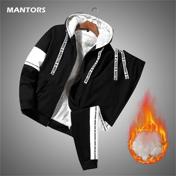 warm tracksuits men set hooded thicken fleece hoodiessweatpants winter spring men's sweatshirt sportswear set male casual suits 201210, Gray
warm tracksuits men set hooded thicken fleece hoodiessweatpants winter spring men's sweatshirt sportswear set male casual suits 201210, Gray
