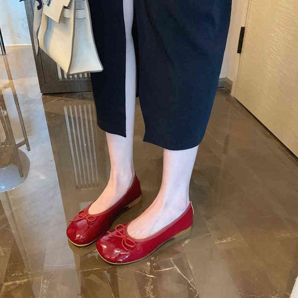 dress shoes net red one foot is wearing leofo women's summer gentle round head bow shallow mouth korean version flat sole single 220808, Black
dress shoes net red one foot is wearing leofo women's summer gentle round head bow shallow mouth korean version flat sole single 220808, Black