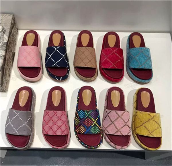 2022 newset classic lady slippers woman strawberry beach thick bottom shoes platform alphabet sandals leather high heel slippers size 35-44, Black
2022 newset classic lady slippers woman strawberry beach thick bottom shoes platform alphabet sandals leather high heel slippers size 35-44, Black