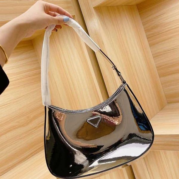 2021 luxurys designers fashion brushed shoulder bag for women bags backpack cross body pack womens leather handbag lady messenger bag p50
2021 luxurys designers fashion brushed shoulder bag for women bags backpack cross body pack womens leather handbag lady messenger bag p50