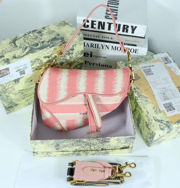 luxury designer wallet bag cross body shoulder purse half moon fashion lady shopping handbag women letter popular totes cartoon pillow 18
luxury designer wallet bag cross body shoulder purse half moon fashion lady shopping handbag women letter popular totes cartoon pillow 18