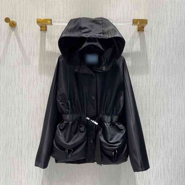 new product star in autumn and winter of model triangle large pocket waist zipper hoodie windbreaker female, Gray
new product star in autumn and winter of model triangle large pocket waist zipper hoodie windbreaker female, Gray