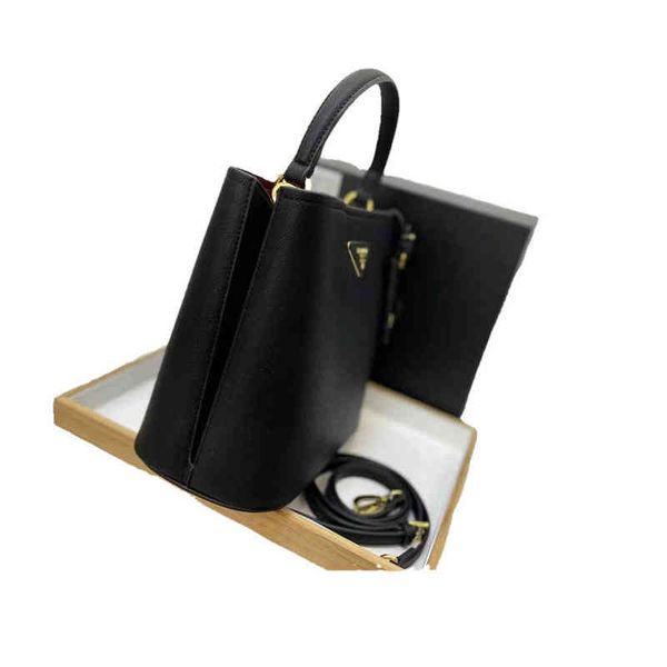 bag designer p genuine leather women shoulder bag brand cross grain calfskin anti slip wear-resistant fabric mini bucket luxury bags tote 8
bag designer p genuine leather women shoulder bag brand cross grain calfskin anti slip wear-resistant fabric mini bucket luxury bags tote 8
