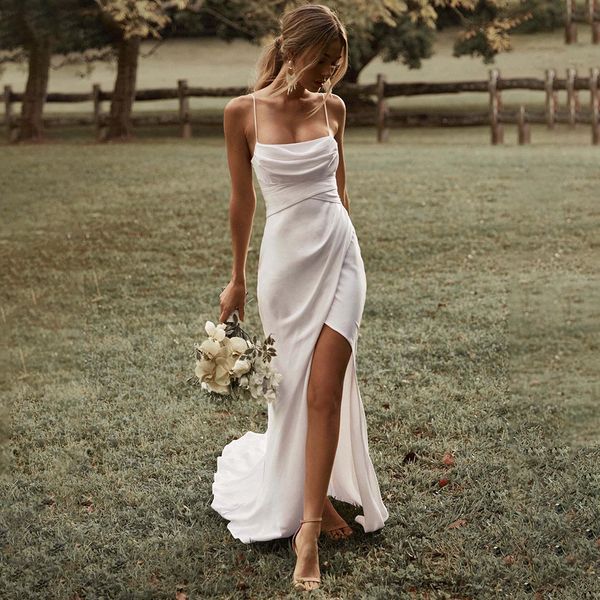 simple mermaid white wedding dress spaghetti straps high slit 2022 satin backless plain bridal gown sweep train vestido de novia
simple mermaid white wedding dress spaghetti straps high slit 2022 satin backless plain bridal gown sweep train vestido de novia