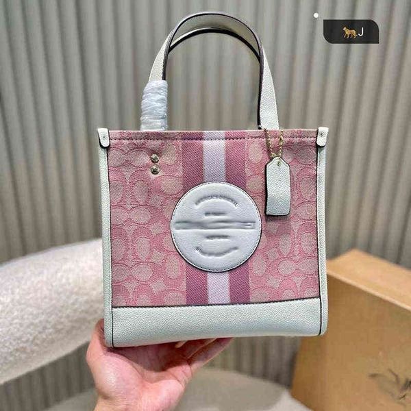 designer luxury women bag coch handbag fashion inclined shoulder bags versatile purses cochs totes large capacity saddle wallet 7a 6gfo
designer luxury women bag coch handbag fashion inclined shoulder bags versatile purses cochs totes large capacity saddle wallet 7a 6gfo