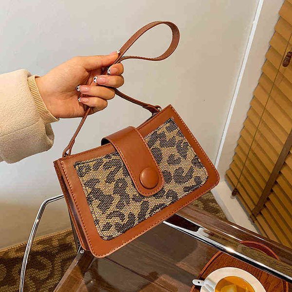 2022 women's atmospheric personality ladies bags bag one shoulder bag female diagonal- hand wholesale female wholesale
2022 women's atmospheric personality ladies bags bag one shoulder bag female diagonal- hand wholesale female wholesale