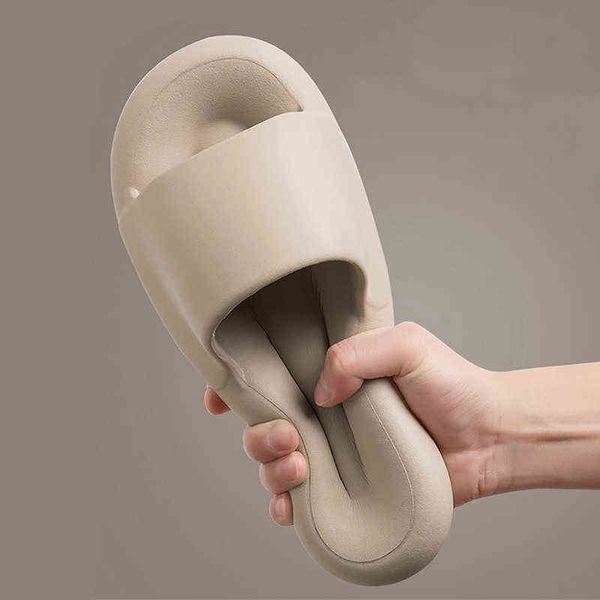 2022 summer new bathroom home slippers women fashion soft sole eva thick platform slides woman sandals non-slip mute flip flops t220728, Black
2022 summer new bathroom home slippers women fashion soft sole eva thick platform slides woman sandals non-slip mute flip flops t220728, Black