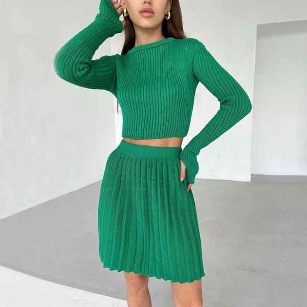 autumn new knitted skirt sets women solid suits with skirt long sleeve slim crop sweater and pleated skirt casual matching sets t220729, Gray
autumn new knitted skirt sets women solid suits with skirt long sleeve slim crop sweater and pleated skirt casual matching sets t220729, Gray