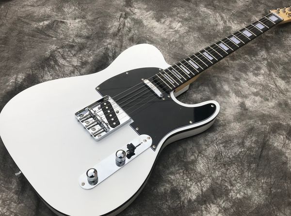 factory telecaster electric guitar body basswood fingerboard ebony finish golss chrome hardware,can customize
factory telecaster electric guitar body basswood fingerboard ebony finish golss chrome hardware,can customize
