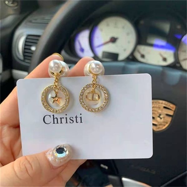 2022 20% off designer jewelry di d family french back hanging asymmetric letter stars simple noble temperament pearl women's earrings, Golden
2022 20% off designer jewelry di d family french back hanging asymmetric letter stars simple noble temperament pearl women's earrings, Golden