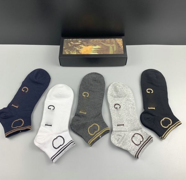 fashion designer men women socks 5 pieces luxury couple sports winter mesh letter print socks with box, Black
fashion designer men women socks 5 pieces luxury couple sports winter mesh letter print socks with box, Black