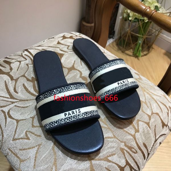 2021 luxury designer slippers women sandals denim ladies summer flat outdoor beach rainbow fashion flops striped leather flowers 35-42 36col, Black
2021 luxury designer slippers women sandals denim ladies summer flat outdoor beach rainbow fashion flops striped leather flowers 35-42 36col, Black