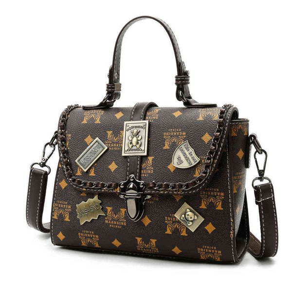 bag women's autumn fashion letter women's shoulder bag korean version foreign style fashion brand portable small square bag 220517
bag women's autumn fashion letter women's shoulder bag korean version foreign style fashion brand portable small square bag 220517