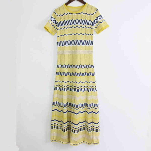 casual dresses summer style close waist thin ice silk knitted dress gold wire hollow wavy stripe long seaside holiday skirt, Black;gray
casual dresses summer style close waist thin ice silk knitted dress gold wire hollow wavy stripe long seaside holiday skirt, Black;gray