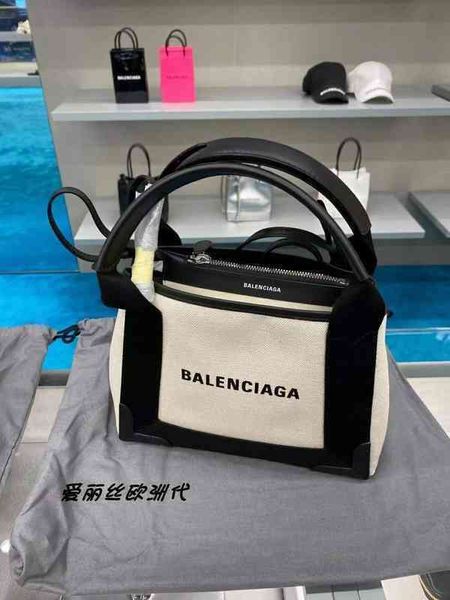 2022ss designer bag balencigas's women's b handbags paris canvas tote handbag small shoulder crossbody
2022ss designer bag balencigas's women's b handbags paris canvas tote handbag small shoulder crossbody