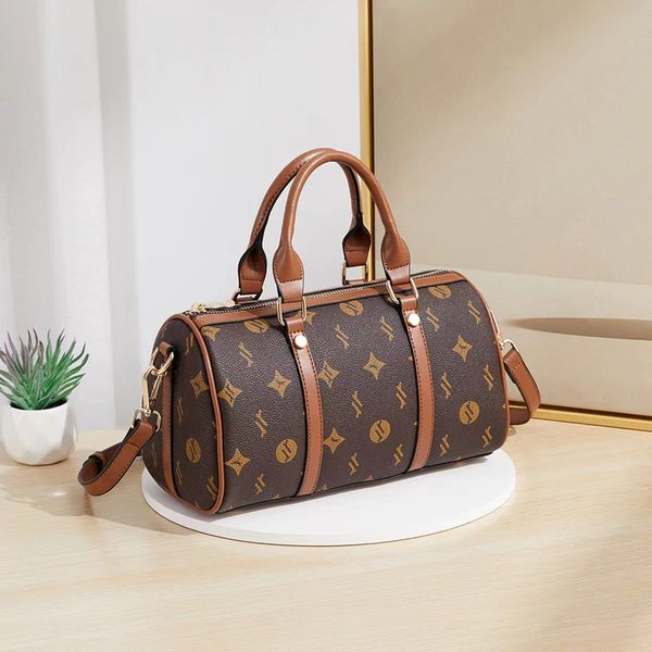 2022 new boston portable shoulder bag versatile pillow messenger cylinder women's casual fashion
2022 new boston portable shoulder bag versatile pillow messenger cylinder women's casual fashion