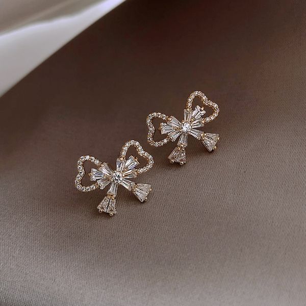 925 silver needle zircon bow stud earrings korean internet-famous elegant earrings womens diamond small and personalized commuter eardrop, Golden
925 silver needle zircon bow stud earrings korean internet-famous elegant earrings womens diamond small and personalized commuter eardrop, Golden