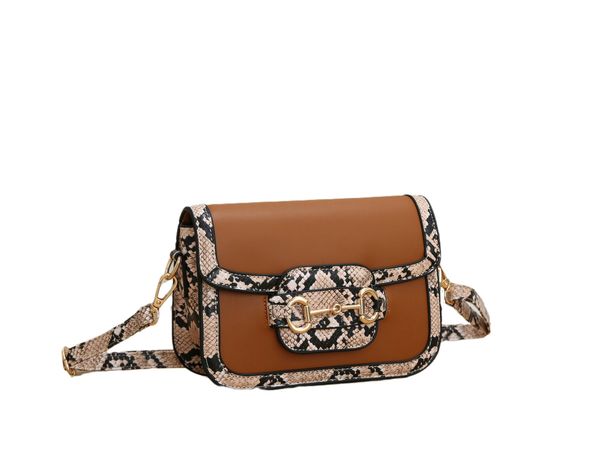 summer new women purse and handbags fashion casual small square bags unique designer shoulder serpentine messenger bags
summer new women purse and handbags fashion casual small square bags unique designer shoulder serpentine messenger bags