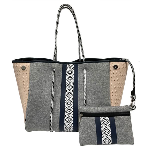 2022 bags women handbags ladies print portable smooth sunflower customize handbag neoprene beach bag shoulder wholesale tote bag
2022 bags women handbags ladies print portable smooth sunflower customize handbag neoprene beach bag shoulder wholesale tote bag