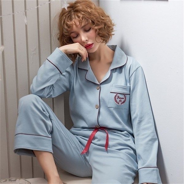 new autumn winter long sleeve pajamas women suit girl pijamas mujer 100% cotton home cloth leisure loose lovelys womens sets y200425, Black;red
new autumn winter long sleeve pajamas women suit girl pijamas mujer 100% cotton home cloth leisure loose lovelys womens sets y200425, Black;red