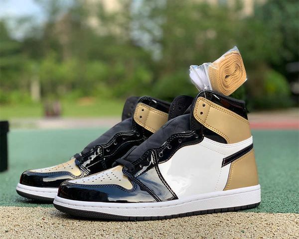 shoes jumpman 1 high og 1s basketball gold toe black metallic-gold mens trainers sports sneakerss
shoes jumpman 1 high og 1s basketball gold toe black metallic-gold mens trainers sports sneakerss