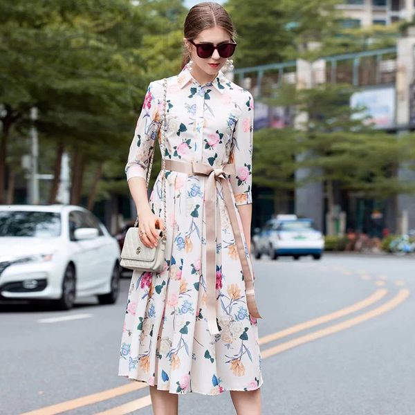 casual dresses designer spring and summer women's rose printing fresh medium sleeve lapel belt slim temperament single breasted dress 0, Black;gray
casual dresses designer spring and summer women's rose printing fresh medium sleeve lapel belt slim temperament single breasted dress 0, Black;gray