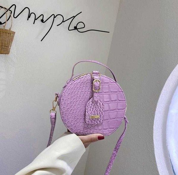2022 popular new fashion bag stone pattern messenger bag simple ladies one-shoulder small round bag
2022 popular new fashion bag stone pattern messenger bag simple ladies one-shoulder small round bag