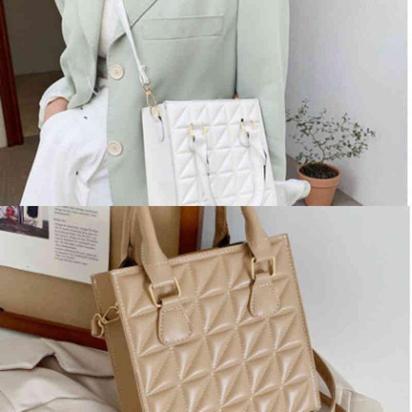 fashion hand-held female new style leisure embroidered bag versatile high-grade texture one shoulder small square bag
fashion hand-held female new style leisure embroidered bag versatile high-grade texture one shoulder small square bag