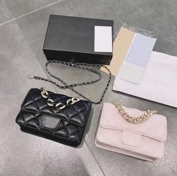 tz ladies flap crossbody designer bags black and pink classic handbags golden metal chains thick handheld handbag diamond quilting shoulder
tz ladies flap crossbody designer bags black and pink classic handbags golden metal chains thick handheld handbag diamond quilting shoulder