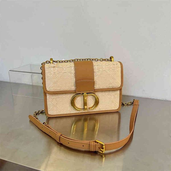 factory online export designer tide brand ladies bags 2022 summer new grass small square leisure fashion women's one shoulder diagonal
factory online export designer tide brand ladies bags 2022 summer new grass small square leisure fashion women's one shoulder diagonal
