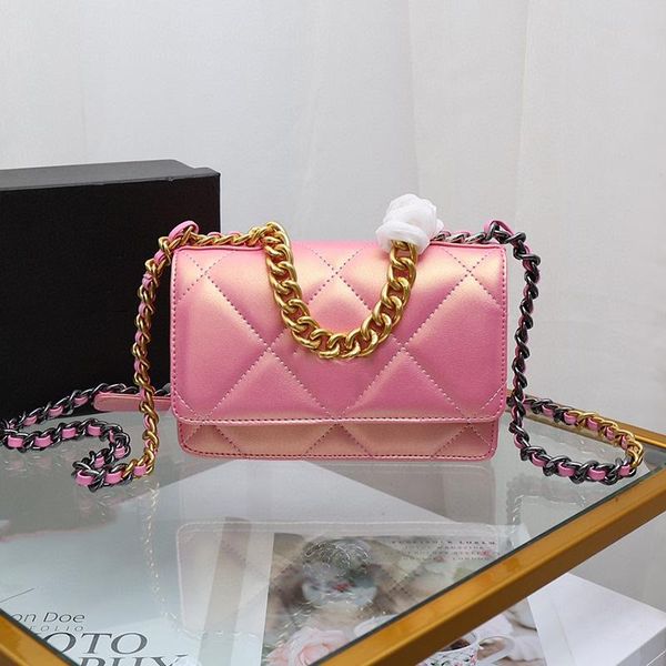 2023 italy womens 19 classic mini flap pearly pink blue bags wallet with gold metal chain crossbody shoulder
2023 italy womens 19 classic mini flap pearly pink blue bags wallet with gold metal chain crossbody shoulder