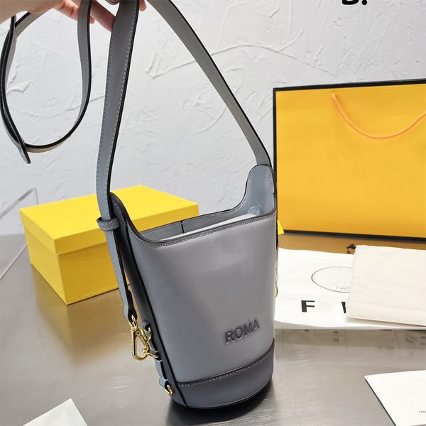 luxurys handbags bags women designer bag ladies shoulder crossbody bags fashion leather purses
luxurys handbags bags women designer bag ladies shoulder crossbody bags fashion leather purses