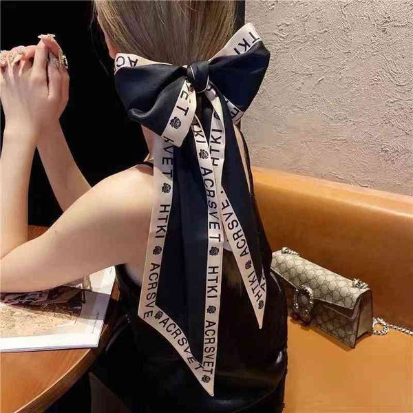 designer silk head bag hair scarf of light luxury style womens silk scarf spring summer sharp corner ribbon simulation silk thin and narrow, Blue;gray
designer silk head bag hair scarf of light luxury style womens silk scarf spring summer sharp corner ribbon simulation silk thin and narrow, Blue;gray
