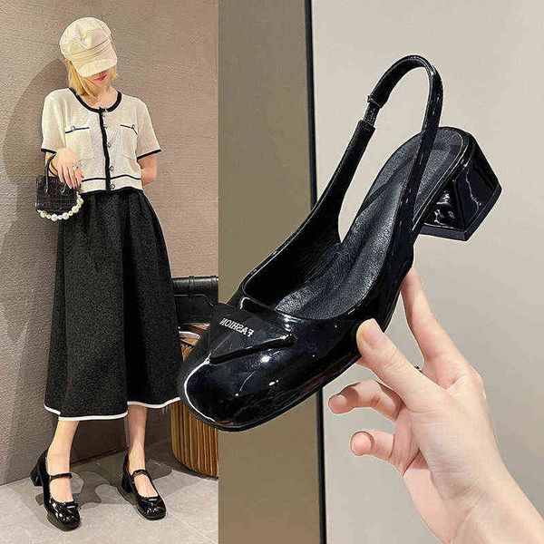 triangle letter thick heel single women's 2022 new bright leather round head high-heeled sandals french shoes, Black
triangle letter thick heel single women's 2022 new bright leather round head high-heeled sandals french shoes, Black