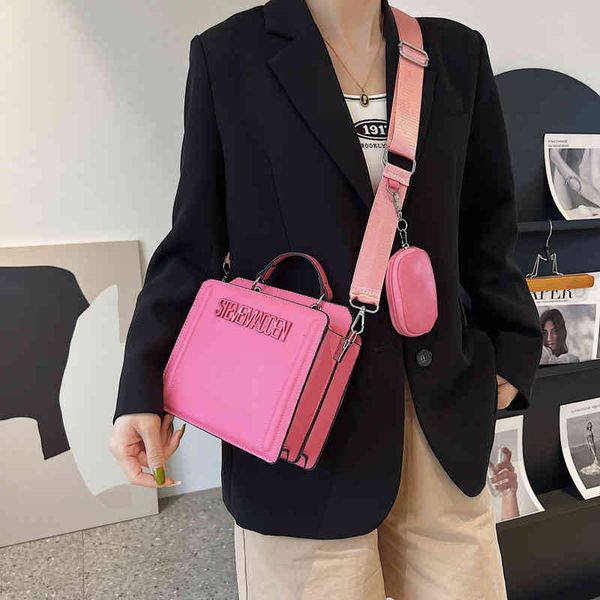 bag 2022 new letter handbag trend red msenger bag2022 luxury brand fashion design versatile ladies bags
bag 2022 new letter handbag trend red msenger bag2022 luxury brand fashion design versatile ladies bags