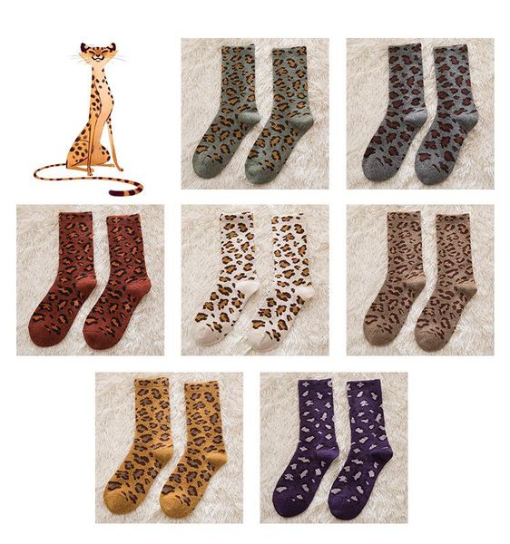 men's socks 1 pair and women's autumn winter thick leopard print wool in tube college style to keep warm, Black
men's socks 1 pair and women's autumn winter thick leopard print wool in tube college style to keep warm, Black