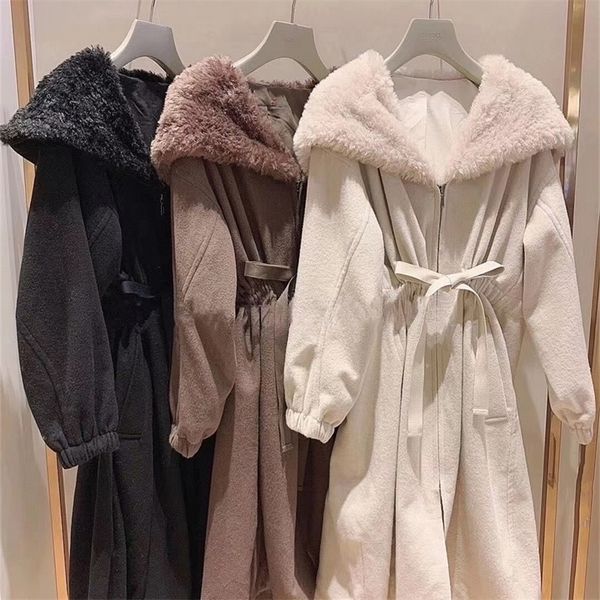 autumn and winter products japanese warm lamb wool hooded thick woolen coat cotton coat women 201222, Black
autumn and winter products japanese warm lamb wool hooded thick woolen coat cotton coat women 201222, Black