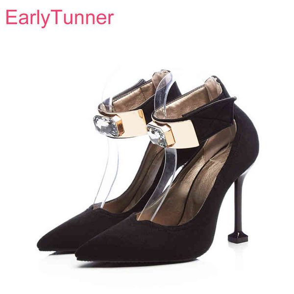 2022 brand new brown black women dress pumps pointed toe super high thin heels lady party shoes plus big size 43 45 48 t220730
2022 brand new brown black women dress pumps pointed toe super high thin heels lady party shoes plus big size 43 45 48 t220730