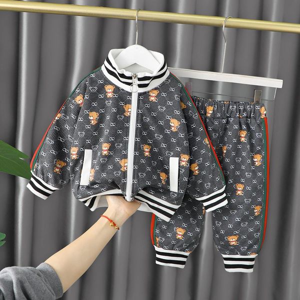 autumn kids clothing sets boys girls tracksuits suit letters print 2pcs set designer jacket pant suits chidlren casual cotton sport clothes, White
autumn kids clothing sets boys girls tracksuits suit letters print 2pcs set designer jacket pant suits chidlren casual cotton sport clothes, White