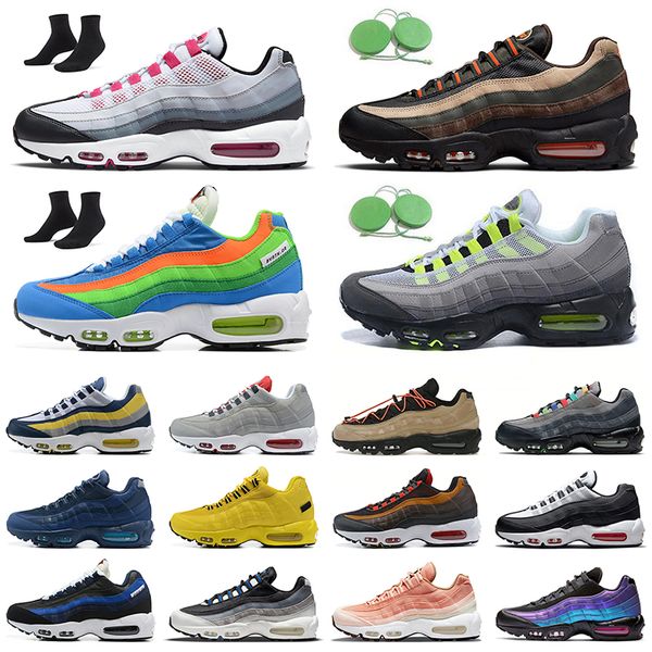 95 95s running shoes kim jones triple white black pink mens womens sports sneakers neon dark army light charcoal vintage tv trainers khaki t, White;red
95 95s running shoes kim jones triple white black pink mens womens sports sneakers neon dark army light charcoal vintage tv trainers khaki t, White;red